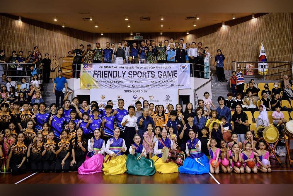 Hannah bergambar pada program Sukan Persahabatan Korea & Malaysia: Meraikan Ulang Tahun Ke-40 Dasar Pandang Ke Timur Melalui Sukan di Stadium Juara pada Ahad. - Foto Bernama