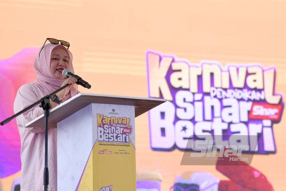 Farah berucap di Majlis Perasmian Penutup KPSB pada Ahad.