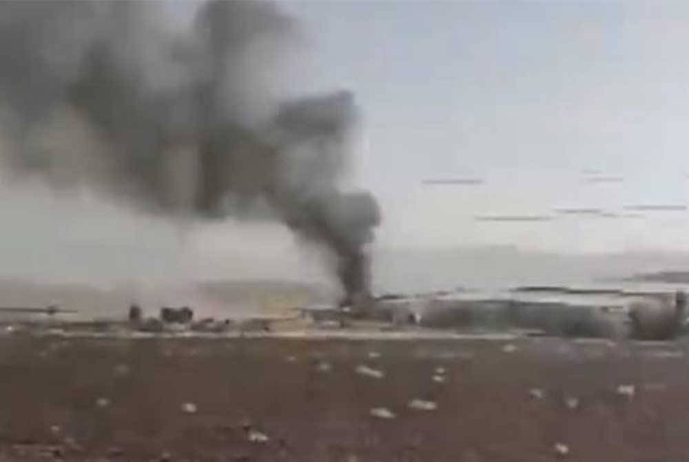 Keadaan di Lapangan Terbang Arbat yang diserang menggunakan dron pada Isnin. - Foto Twitter/Blesa Shaways