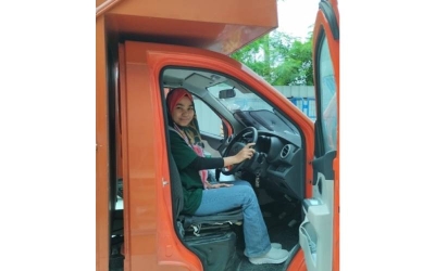 Siti Sakinah Yusof, 33, mula bertugas sebagai penyelia kontrak di hab Kuala Terengganu Selatan dan berpegang teguh kepada integriti dan beretika melayakkan dia diserap sebagai pekerja tetap dengan SPX.