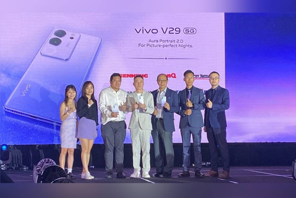 vivo melancarkan telefon pintar V29 5G dengan memperkenalkan Cahaya Aura 2.0.