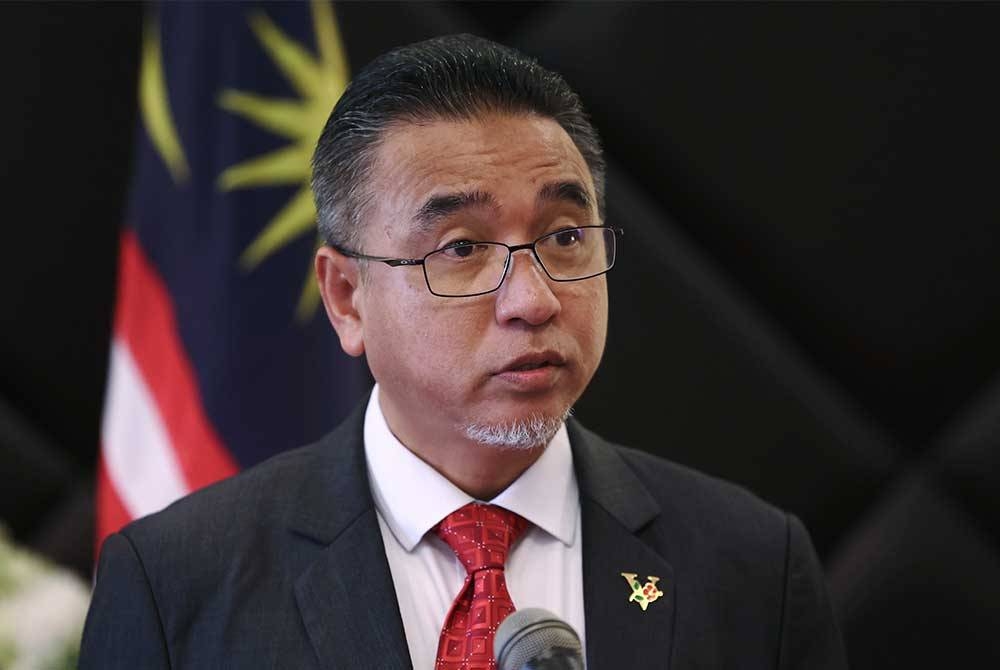 Adly Zahari - Foto Bernama