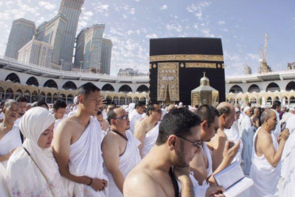 Saat menerima jemputan dari ALLAH ke tanah suci, pasanglah niat dan target, apa yang kita hendak capai ketika berada di sana.