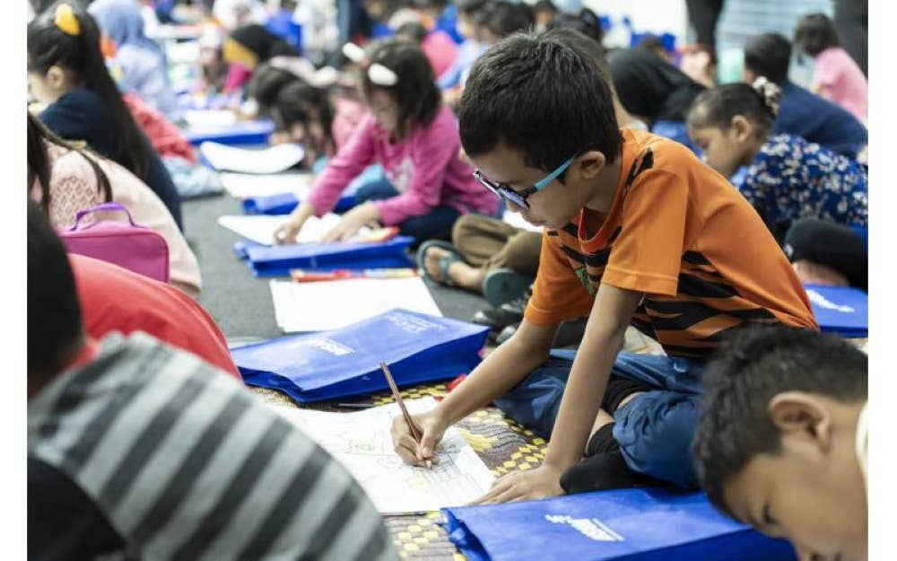 Pertandingan mewarna merupakan antara aktiviti yang memberikan pengalaman penarik kepada para pengunjung.