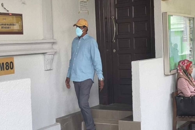 Chee Huat hadir di Mahkamah Majistret Kuala Lumpur pada Jumaat, atas satu pertuduhan sengaja menyebabkan kecederaan amah warga Indonesia minggu lalu.