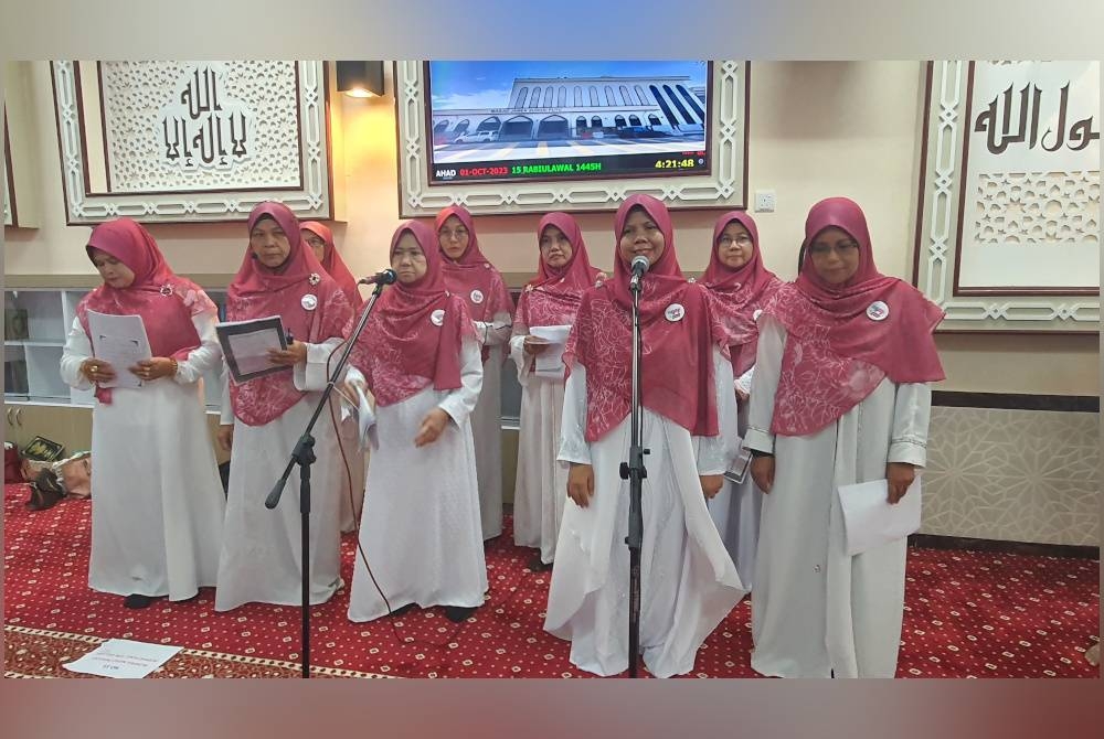 Persembahan nasyid oleh Rumah Ngaji Permatang Binjai