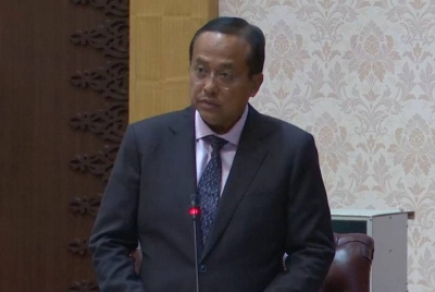 Ahmad Samsuri ketika Persidangan DUN Terengganu, pada Selasa.