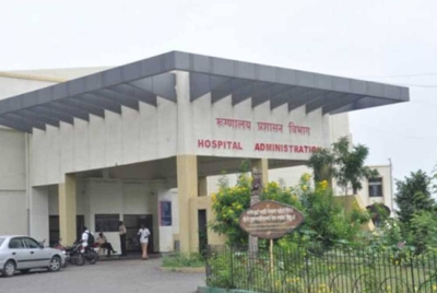 Kematian di Kolej Perubatan dan Hospital Kerajaan Dr Shankarrao Chavan di Nanded, kira-kira 600 km timur ibu kota kewangan India Mumbai itu dikaitkan dengan kekurangan ubat-ubatan dan kakitangan.