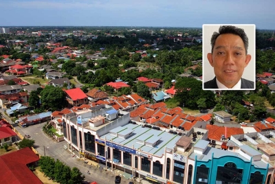 Kota Bharu - Foto 123RF Gambar kecil: Jasri