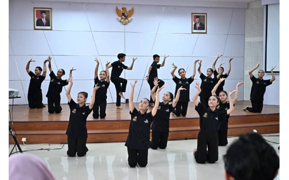 Gaya para peserta PST ketika mengadakan latihan semasa Program Integrasi Seni Serumpun Malaysia - Indonesia 2023.