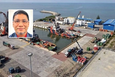 TBSB di Tok Bali, Pasir Puteh. - Photo media sosial. Gambar kecil: NUR HASMIN