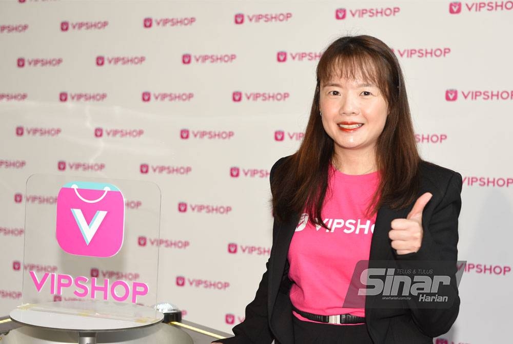 Majlis Pelancaran aplikasi VIPSHOP yang dirasmikan oleh Pengarah Pemasaran Vipshop Asia Tenggara, Sylvia Ong. Foto SINAR HARIAN / MOHD RAFIQ REDZUAN HAMZAH