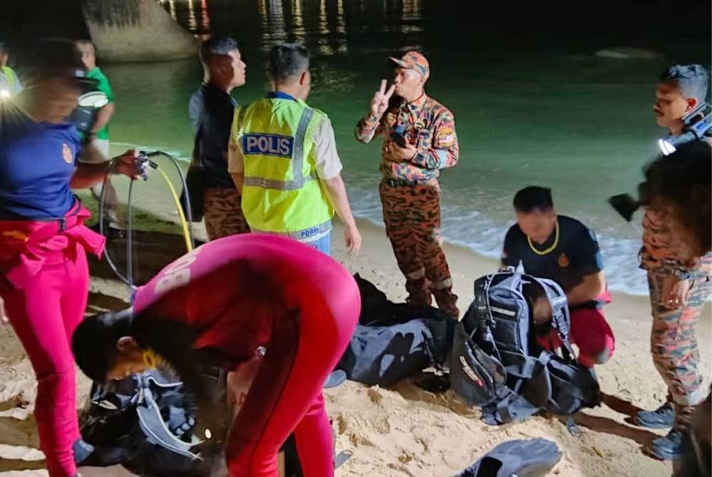 Mayat mangsa ditemui pasukan skuba Rejimen Gerak Khas (Komando) tidak jauh dari lokasi mangsa dilaporkan hilang dalam kejadian di Pantai Mutiara, Kem Terendak, Melaka pada Jumaat.