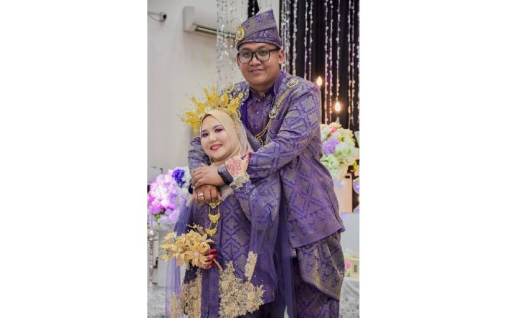 Erin amat terharu dengan penerimaan suaminya, Mohd Tafik Muslim terhadap penderitaan sakit kanser yang dihidapinya dan mereka menikah pada 11 Disember 2019.