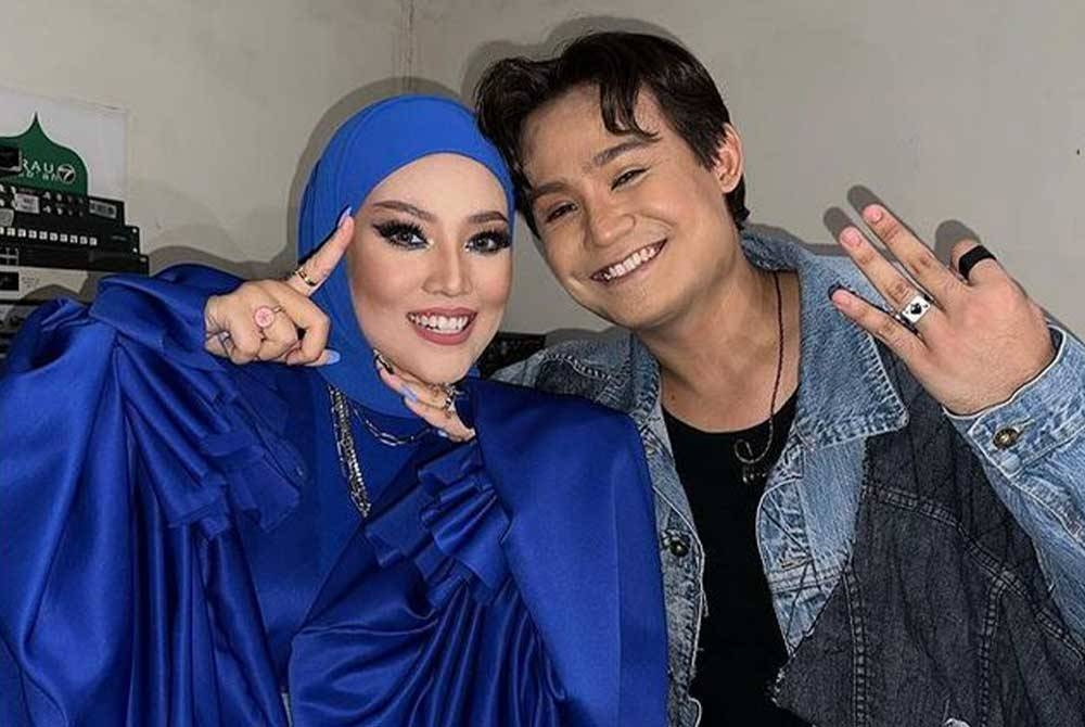 Shila bersama adik ketiganya, Syahir. - Foto Instagram shahilaamzah