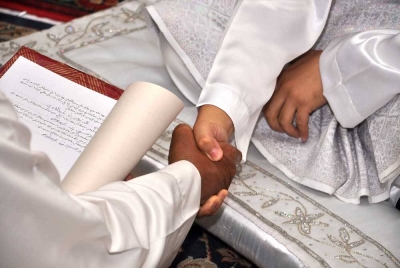 Islam itu adalah agama yang mudah. Ia tidak akan menyulitkan umatnya dalam membuat kebaikan termasuklah dalam urusan perkahwinan. Gambar hiasan