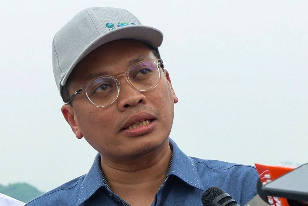 Nik Nazmi Nik Ahmad - Foto Bernama