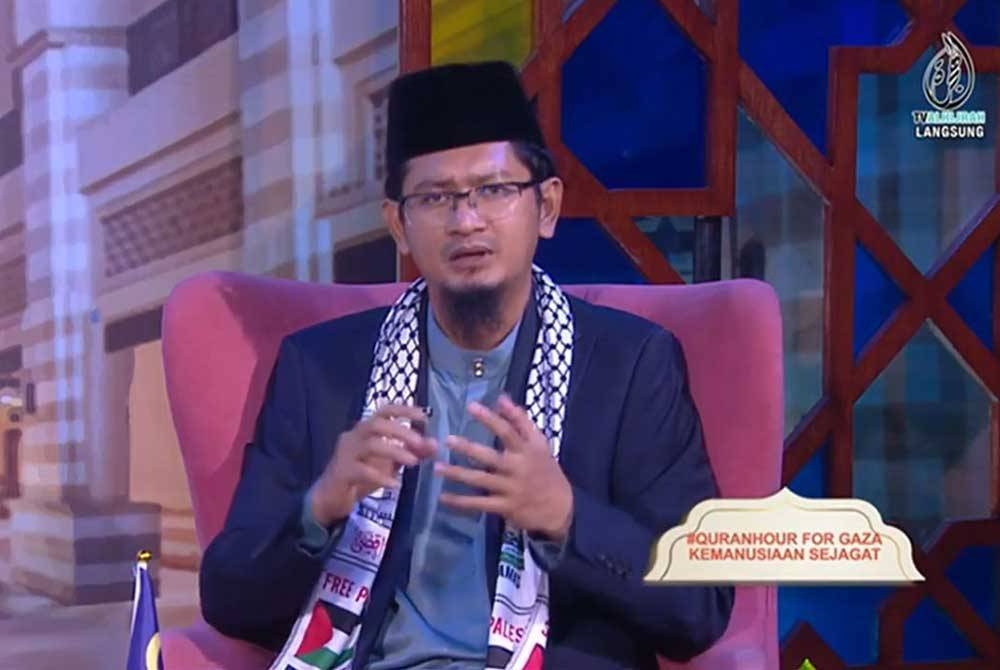 Profesor Madya Dr Ahmad Sanusi Azmi.