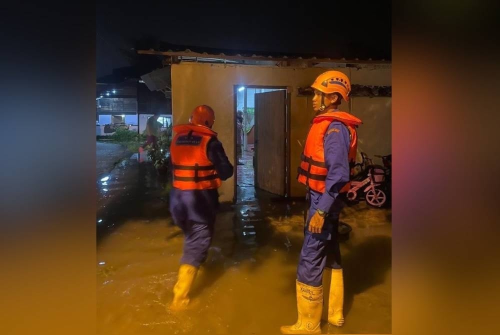 Setakat ini tiada mangsa dipindahkan dan tiada PPS dibuka di daerah itu. - Foto APM