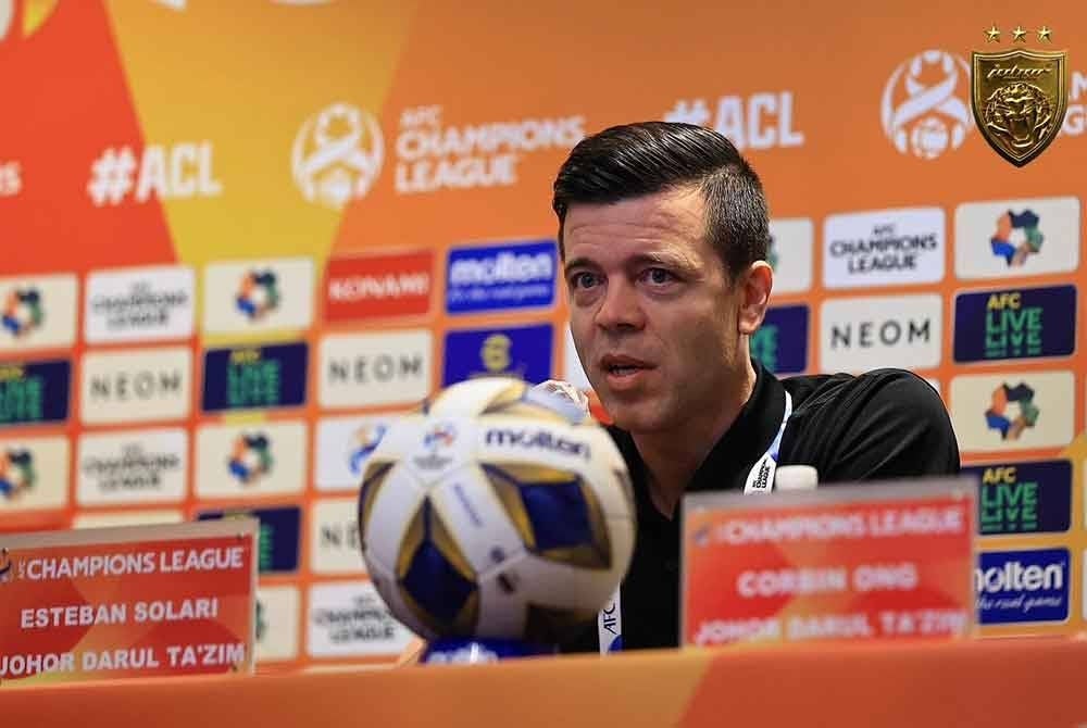 Solari pada sidang media menjelang aksi berdepan Ulsan Hyundai. - Foto Facebook Johor Southern Tigers