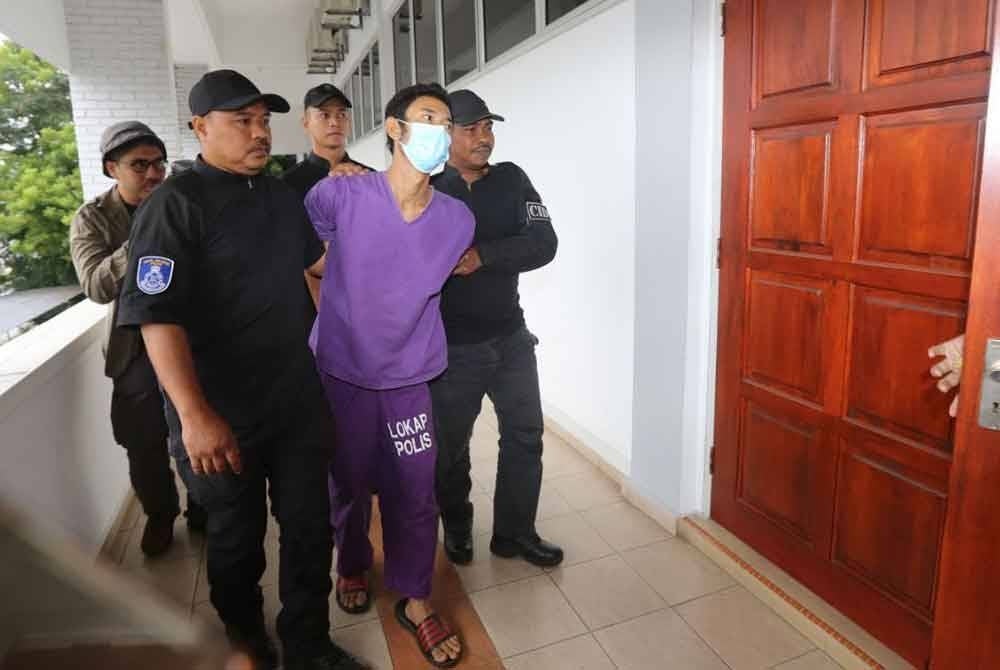 Tertuduh mengaku bersalah atas tuduhan cubaan membunuh seorang anggota polis menggunakan kapak, minggu lalu.