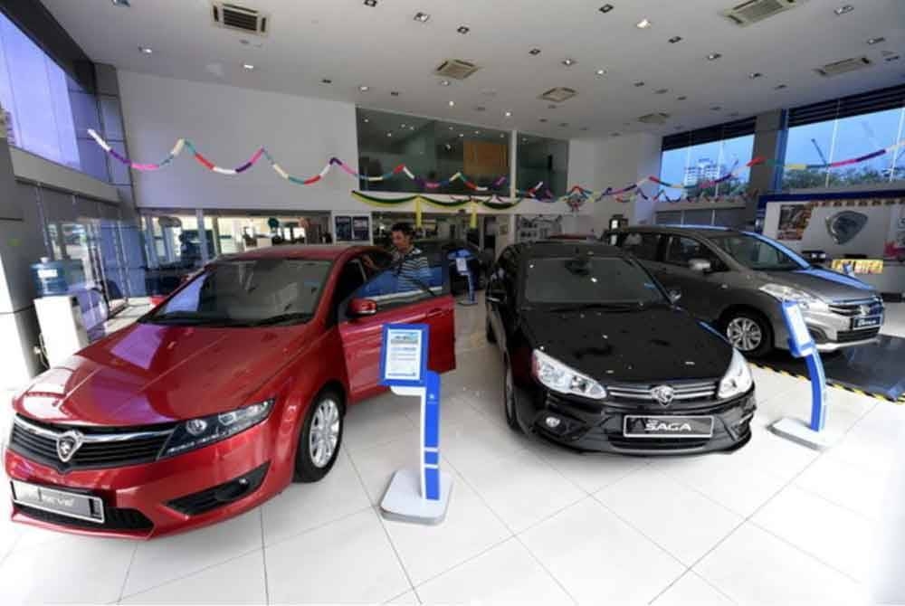 Proton mencatatkan 624 tempahan baharu menerusi acara tukar beli Trade-in Trade-Up Saturday dengan kerjasama Carsome. - Foto fail Bernama