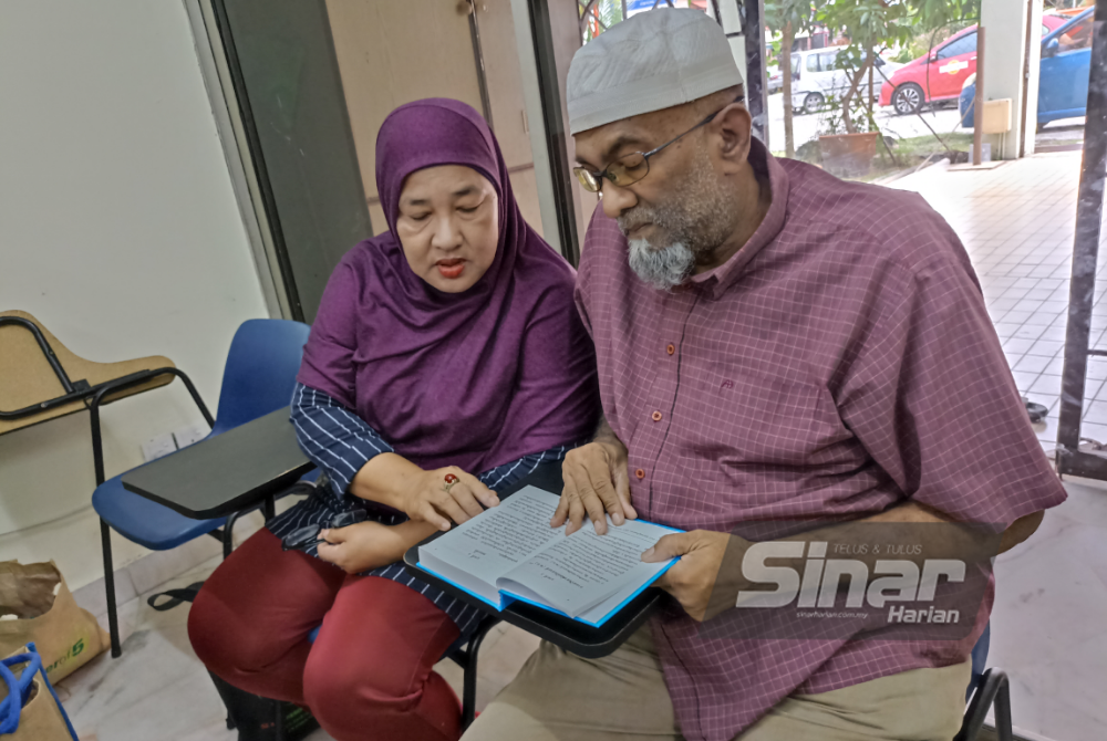 USIA bukan penghalang buat Muhammad Ganeson dan isterinya, Khanamon Iammot untuk menggali ilmu agama, apatah lagi mereka baru sahaja memeluk agama suci itu lima tahun lalu.