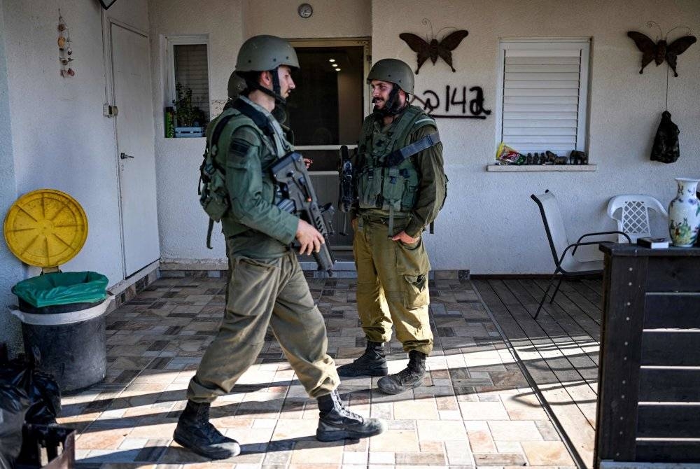 Kenyataan itu mengutuk serangan terhadap orang awam, pemindahan paksa, dan dasar hukuman kolektif. - Foto AFP