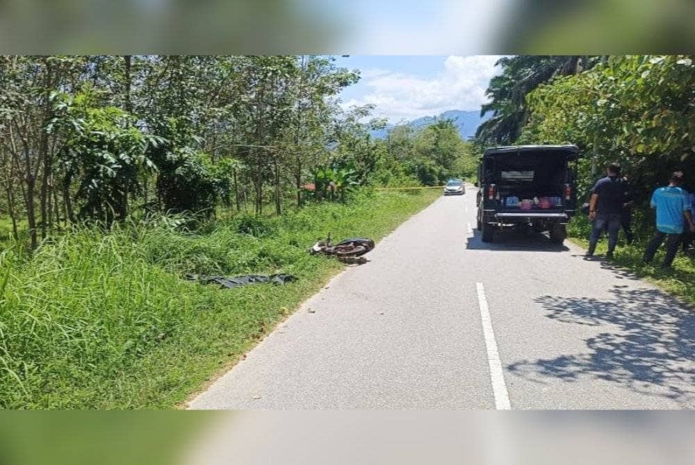 Penemuan mayat lelaki dengan kesan tetakan di leher dimaklumkan orang awam kepada pihak polis.