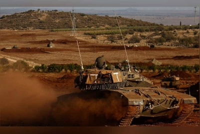 Kereta kebal tentera rejim Zionis Israel ketika melakukan latihan di sempadan Lubnan-Israel. - Foto Reuters