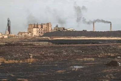 Sekurang-kurangnya 21 pekerja maut dalam kebakaran di lombong arang batu di Kazakhstan. - Foto AFP