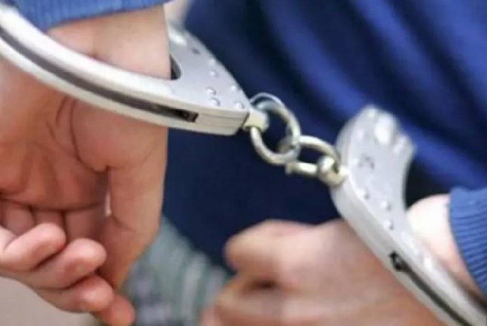 Dua wanita ditahan polis selepas terbabit dalam kes penipuan jual beli tanah dan pinjaman wang tidak wujud di sini pada Khamis lalu. - Gambar hiasan