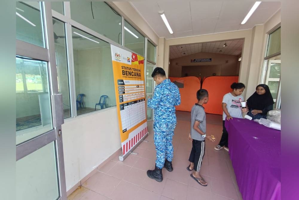 APM Selangor melaksanakan tugas pemantauan di PPS dan lokasi banjir di seluruh negeri itu.