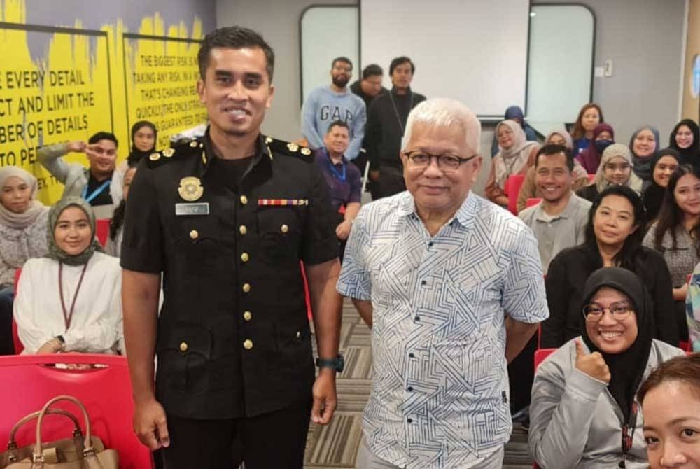 Hussamuddin (kiri) dan Muhammad Hafiz ketika hadir sebagai penceramah jemputan sempena Minggu Integriti 2023 anjuran Cradle Fund Sdn Bhd di Sunway Putra Tower pada Rabu.