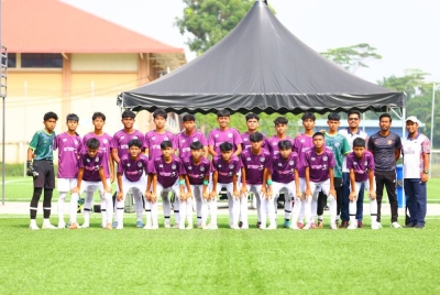 
Anak buah Mohd Akid Aiman memburu keputusan positif apabila berdepan SMK Dato Harun dalam aksi Piala Sumbangsih perlawanan pembuka tirai Piala Datuk Mokhtar Dahari B-15.