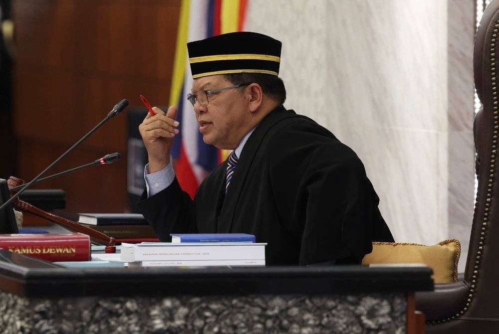 Tan Sri Johari Abdul ketika mempengerusikan Sidang Dewan Rakyat di Bangunan Parlimen pada Khamis. Foto: Bernama