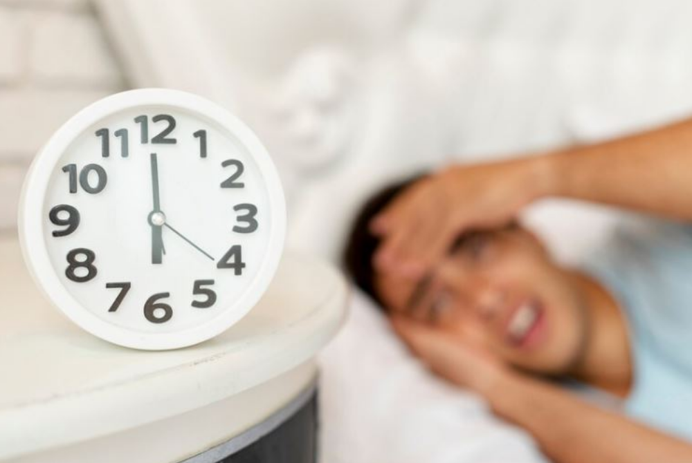 WAJIB kejutkan rakan atau kenalan kita apabila melihat dia tidur selepas masuknya waktu solat. -Gambar hiasan