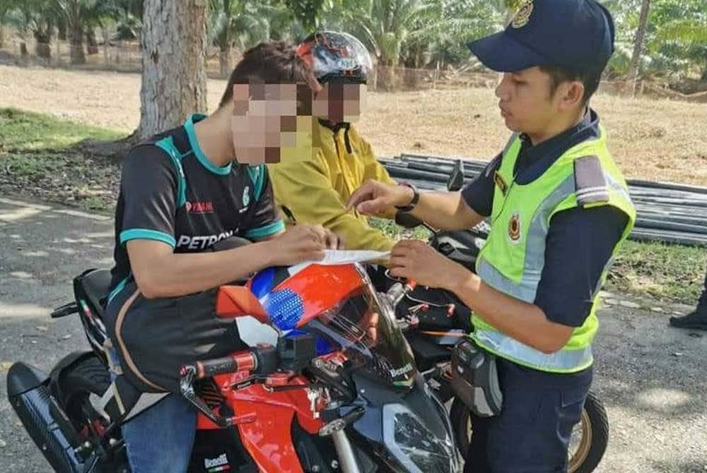 JPJ Selangor mengeluarkan 833 saman menerusi Op Patuh Bersepadu di sekitar negeri itu pada Jumaat.