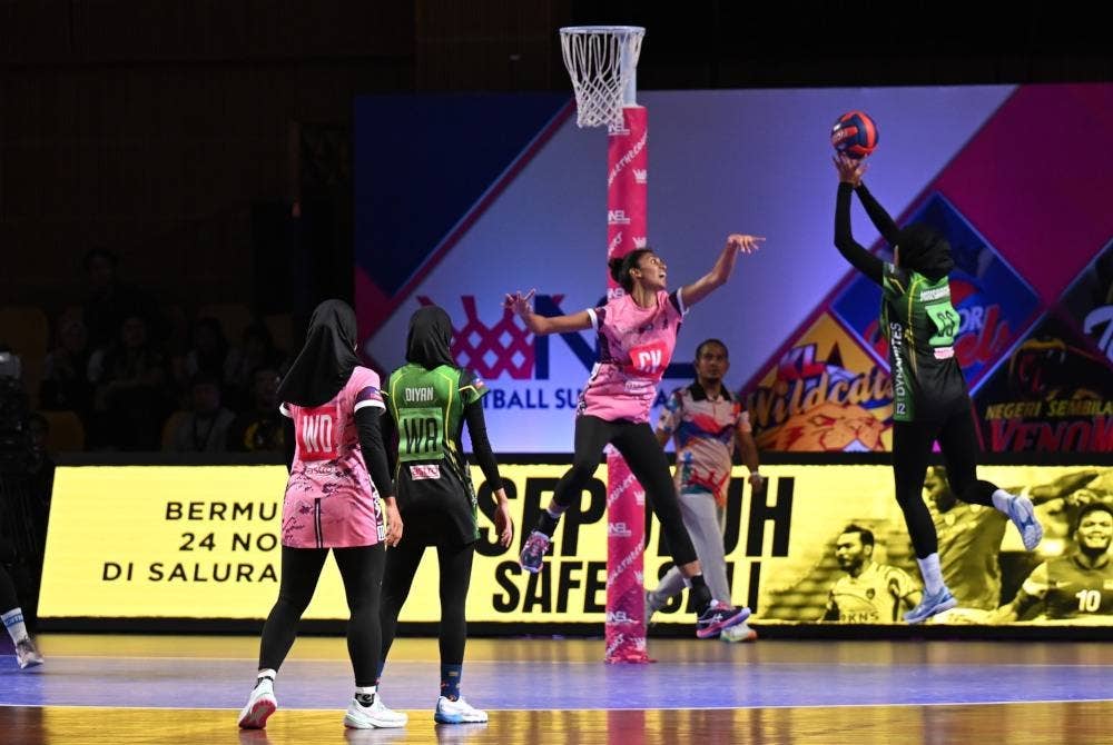 Antara aksi Johor Jewels menentang Putrajaya Dynamites dalam perlawanan NSL 2023 yang berlangsung di Stadium Juara, Bukit Kiara baru-baru ini.