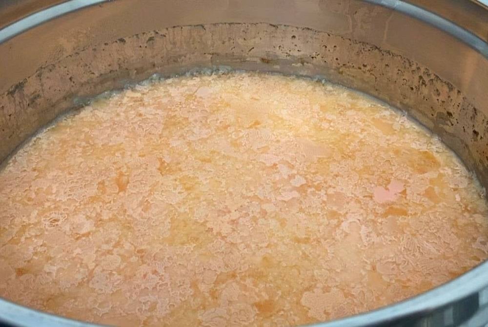 Proses untuk menghasilkan cuka berkenaan mengambil masa selama 60 hari.