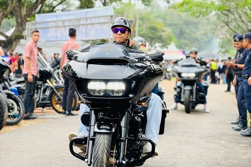 Motosikal berkuasa tinggi jenis Harley Davidson milik Beto mengalami kerosakan akibat kemalangan itu.