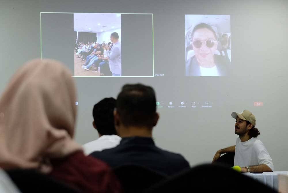 Sidang akhbar bersama media Sabah secara dalam talian bersama Pasha vokalis Ungu di ITCC, Penampang.