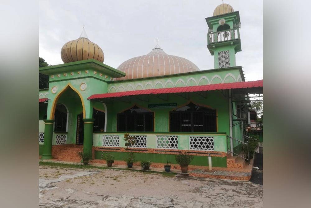 Masjid Mukim Pohon Tanjong memerlukan penambahbaikan kerana keadaannya yang usang.