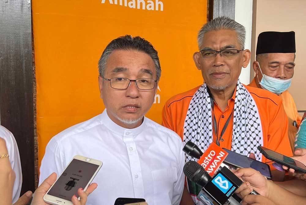 Adly pada sidang akhbar selepas perasmian penutup Mesyuarat Tahunan Amanah kawasan Kubang Pasu, di sini pada Sabtu.