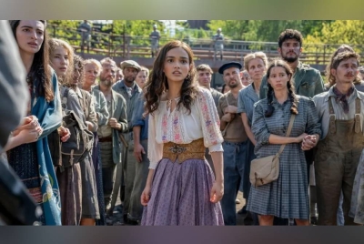 Rachel Zegler berjaya menyerlah sebagai Lucy.