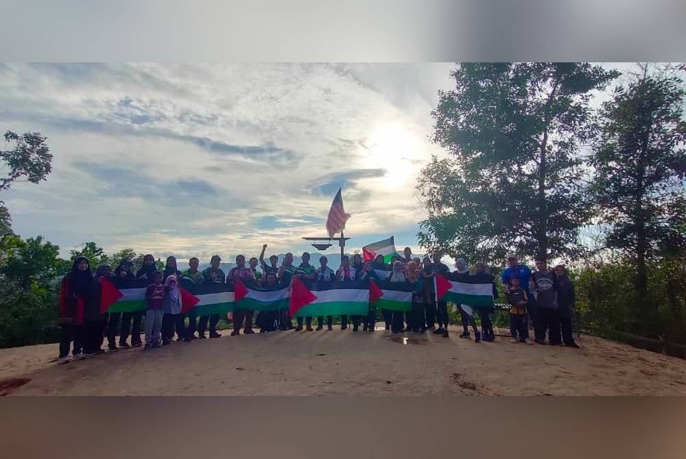 
Program dianjurkan bagi menunjukkan tanda kebersamaan dan mengajak warga pendidik untuk terus memberikan sokongan kepada perjuangan pembebasan Palestin.