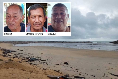 Benteng penahan ombak di Kuala Kemasik