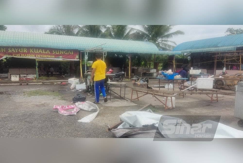 Pasar Pagi Kuala Sungai telah beroperasi selama 30 tahun.