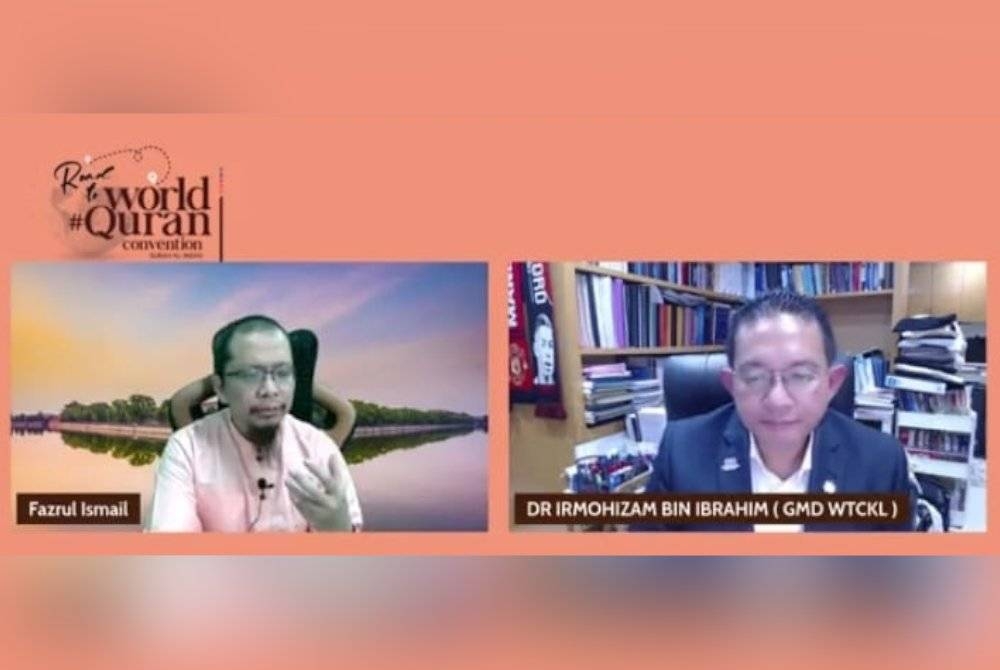 Irmohizam (kanan) bersama Fazrul dalam temubual khas dalam program Road To World #QuranConvention bertajuk ‘Serve To Be Served: A Divine Guidance From Surah Al-Insan’ bersiaran secara langsung di Facebook Quran Hour pada Selasa.