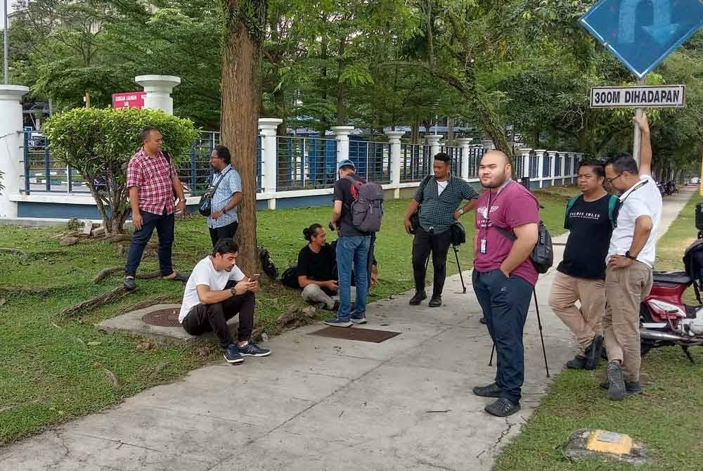 Petugas media yang menunggu sejak jam 1 petang bagaimanapun tidak sempat merakam visual kehadiran individu berkenaan di IPD Putrajaya pada Khamis.